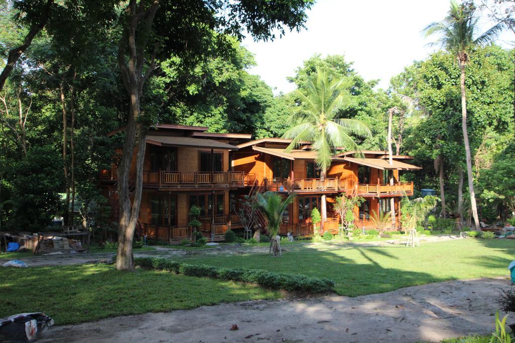 ลองเบย์ หลีเป๊ะ Hotel เกาะหลีเป๊ะ ภายนอก รูปภาพ